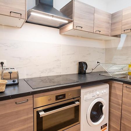 Appartement Coeur De Ville - Au Calme - Wifi - Four, Lave-Seche Linge Pau Eksteriør bilde