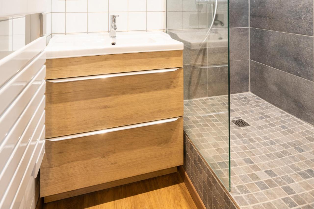 Appartement Coeur De Ville - Au Calme - Wifi - Four, Lave-Seche Linge Pau Eksteriør bilde